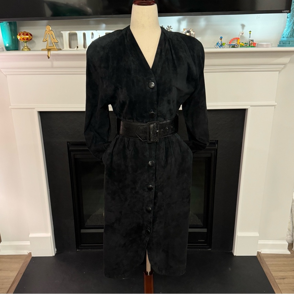 🖤 Vintage Carolyne Barton Black Suede Belted Shirt Dress – Size 4